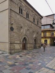 Gothic civil architecture in Avilés