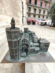 Scale model of Valencia Cathedral at Plaça de la Reina