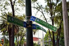 urban nomenclature for cyclists at Parque España in Mexico City