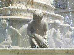 Child statue at Fuente de Hispalis