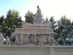 Close-up of Fuente de Híspalis at Puerta de Jerez