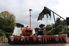 Halloween decorations at Parque de Atracciones de Madrid