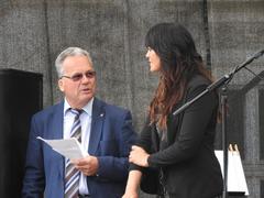 Christian Matzka with fashion expert Martina Reuter moderating Mozartfest in Purkersdorf