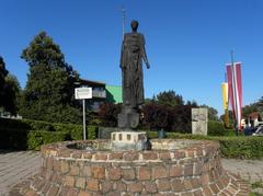 Fridolinbrunnen sculpture by Horst Aschermann in Purkersdorf