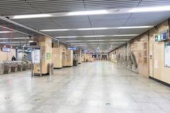 Yuanmingyuan Park Station concourse