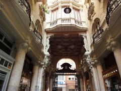 Pasaje de Lodares interior balcony