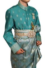 Indonesian Malay groom accessories side view