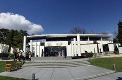 Exterior view of Lee Musée Olympique