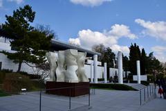 Lee Musée Olympique exhibition interior