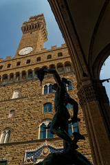 Firenze Loggia dei Lanzi Torre di Arnolfo Palazzo Vecchio Perseus with the Head of Medusa 1554 by Benvenuto Cellini