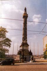 Brussels Koningsstraat Congress Column