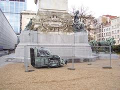 Colonne du Congrès monument in Brussels damaged by Kyrill storm