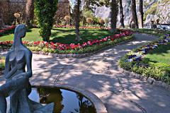 Giardini di Augusto in Capri with lush greenery and vibrant flowers