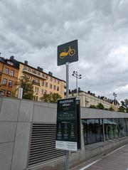 Stockholm eBikes parking at Odenplan