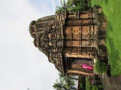 Chitrakareni temple exterior