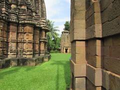 Chitrakareni Temple exterior view