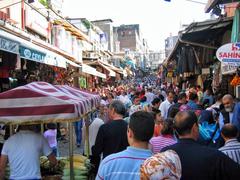 Street market near the Beyazit mosque in Istanbul, Turkey