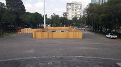 Explanada del Parque de La Bombilla en reparación