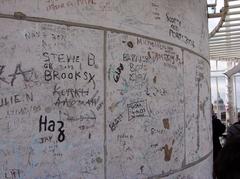 Graffiti at the top of the monument with people who managed to make it up the stairs