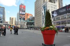 Yonge-Dundas Square pedestrian piazza in Toronto