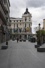 Calle Carretas Madrid during quarantine with Plaza de Jacinto Benavente in the background