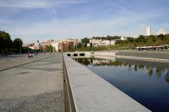 Rio Manzanares and Puente del Rey