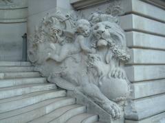 Lion and angel sculpture at Palais de la Découverte