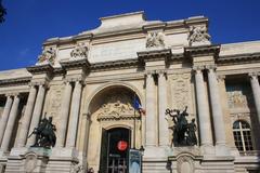 Palais de la découverte museum in Paris, France