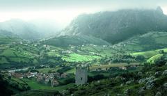 Torreón de Peñerudes with Monte Monsacro in the background