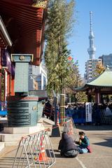 Hatsumode visitors at Sensoji Temple