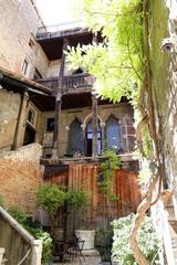 Palazzo Fortuny courtyard in Venice