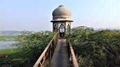 water controlling tomb of Fox Sagar Lake