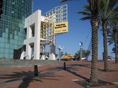 Entrance to Aquarium of the Americas in Woldenberg Park, New Orleans