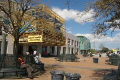 Aquarium of the Americas in New Orleans beside Woldenburg Park