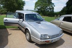 Citroen CX in front of Eltham Palace