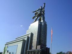 Worker and Collective Farm Girl sculpture