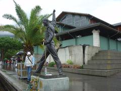 statue of Freddie Mercury in Montreux