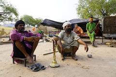 A group of Nomads near Bahadurgarh, Patiala