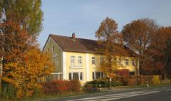 Nauenburg an der Bundesstraße 6 in Gemeinde Heere