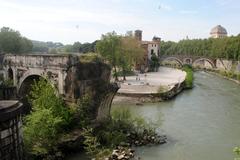 Isola Tiberina Ponte Rotto Italy