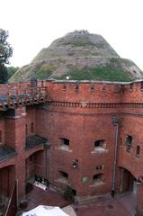 Kościuszko Mound with gate tower and directional change