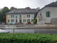 Facade of the Musée du Léman in Nyon on a rainy day in 2020