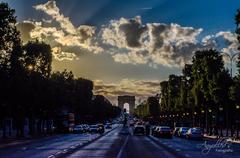 Sunset at Arc de Triomphe