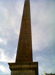 Obelisco De Letrán