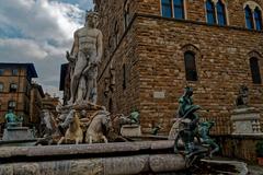 Piazza della Signoria eastward view highlighting Fontana del Nettuno 1575 and il Marzocco 1420 by Donatello