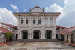 Phuket Thai Hua School building exterior