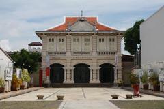 Facade of the Thai Hua Museum in the former Chinese school building