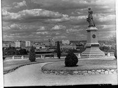 Colonel William Light's statue at Montefiore Hill