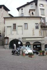 Bergamo Piazza Mercato delle Scarpe