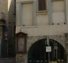 Piazza Mercato delle Scarpe in Bergamo